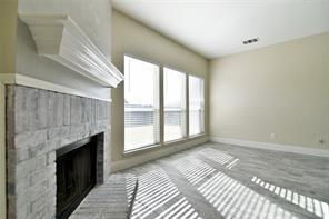 Photo - 321 S Chestnut St