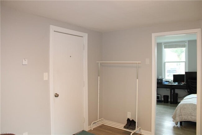 Photo - 143 W Balview Ave Unit 1