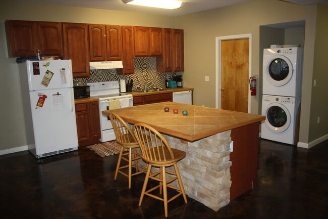 Photo - 4 Bedroom Luxury Apartments Unidad #2