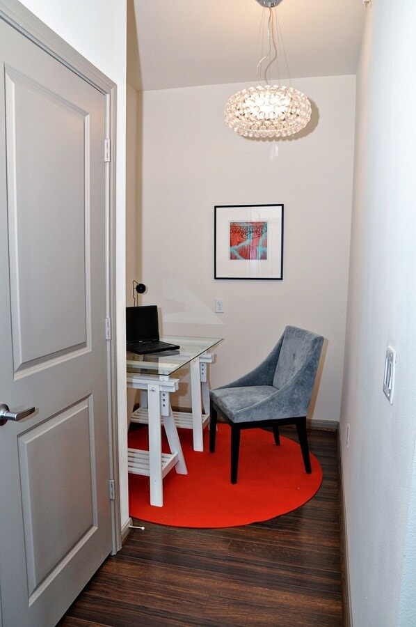 Photo - 2700 Brazos St Unidad 4419