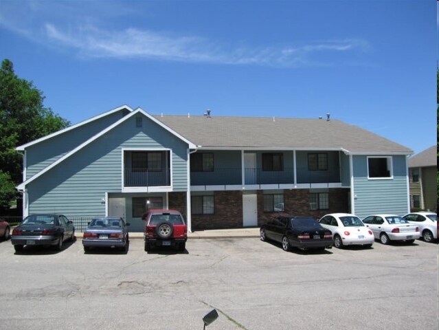 Photo - Red Oak Apartments