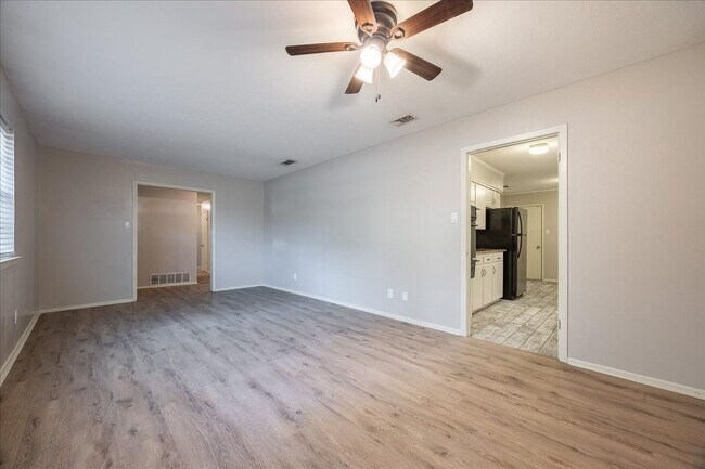 Photo - 1313 E Sherman Dr