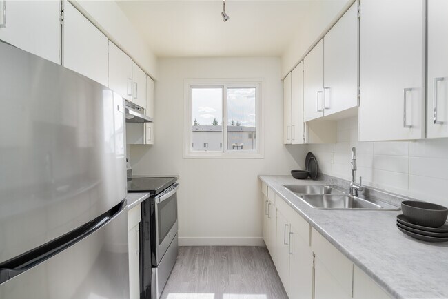 Photo - Sturgeon Point Villas