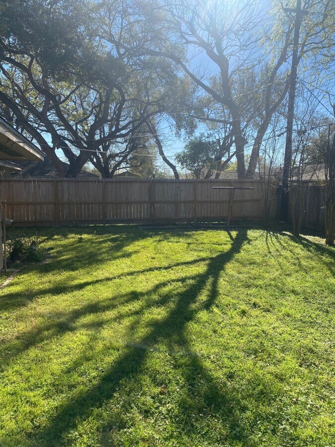 Photo - 4329 Kinglet St