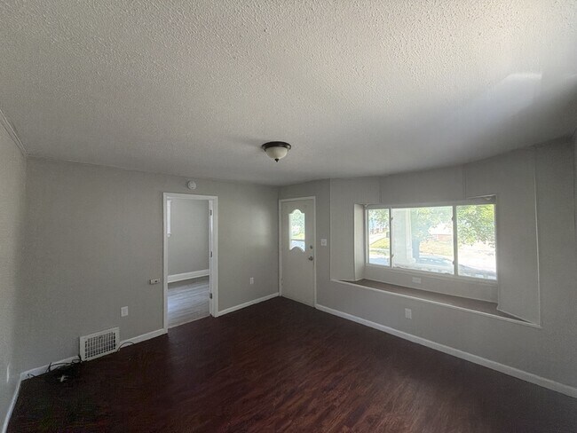 Photo - 2305 Tate Ave