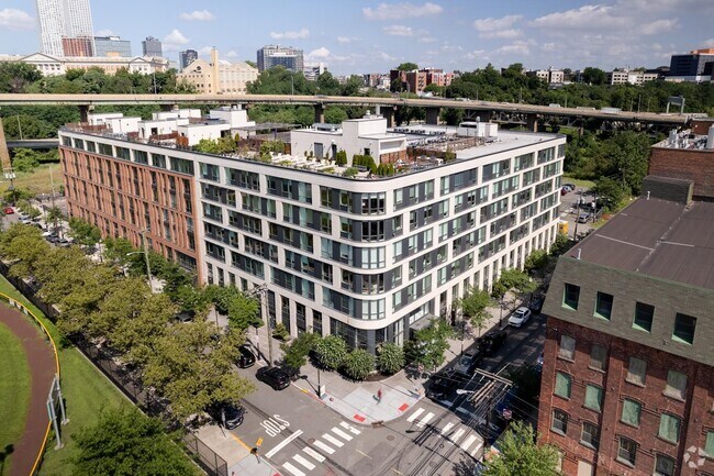 Building Photo - 255 Brunswick St Unit 406 Rental