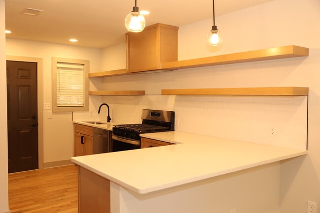 Fully renovated & redesigned Kitchen - 3170 Altson Townhomes