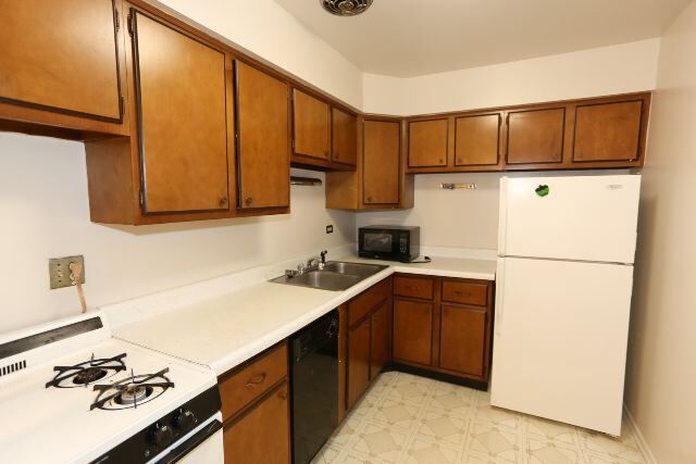 Photo - 675 W Wrightwood Ave Unidad 602