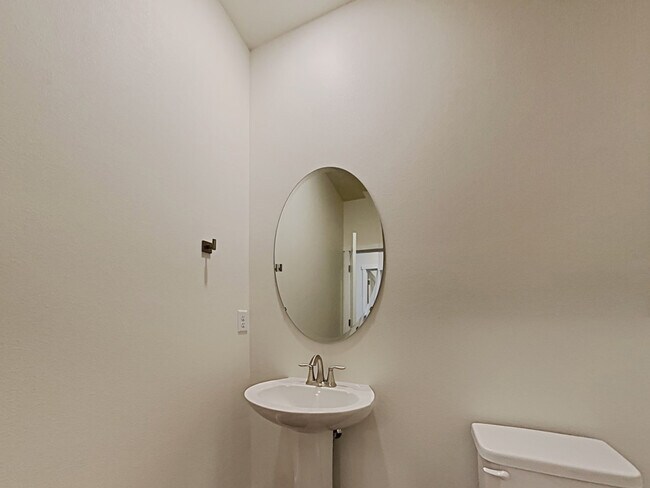 Photo - 3879 Rosebud Park Dr House