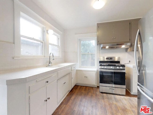 Photo - 1260 Flores St Unit 5