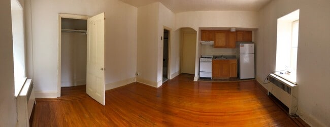 Building Photo - 4328 Osage Ave Unit 1M