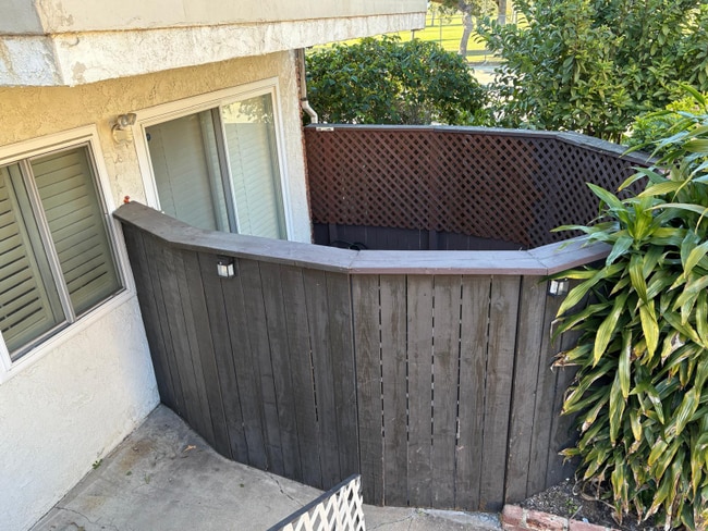 Photo - 3768 Redondo Beach Blvd Unit A