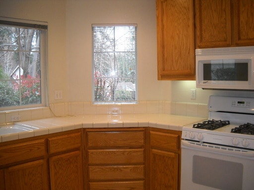 Photo - 331 Vistamont Dr