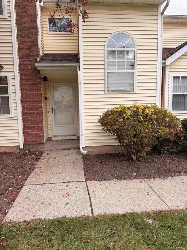 Photo - 25 Wood Lake Dr