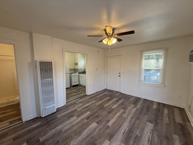 Photo - 919 Sycamore St