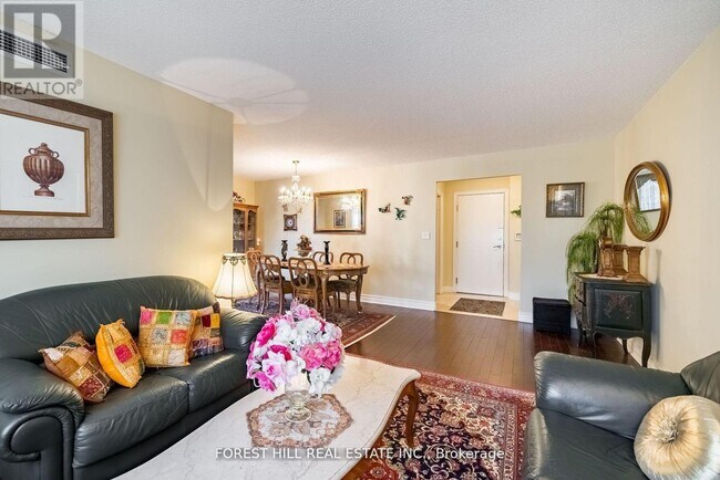 Photo - 5418 Yonge St Unit 902