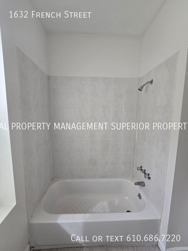 Photo - 1632 French St