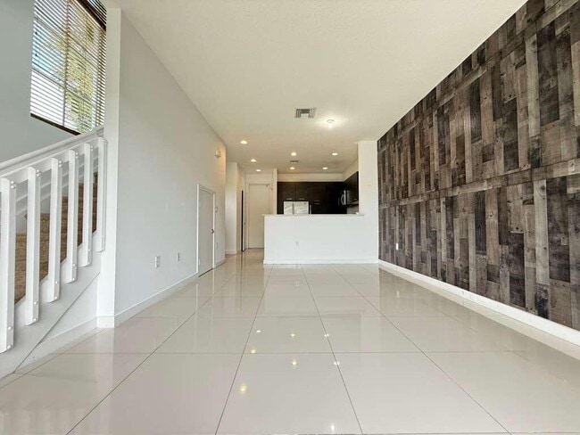 Photo - 3563 NW 13th St