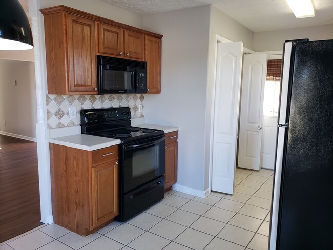Photo - 128 R Deloach Rd