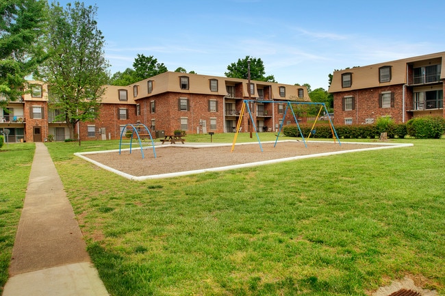 Lemans at Lawndale