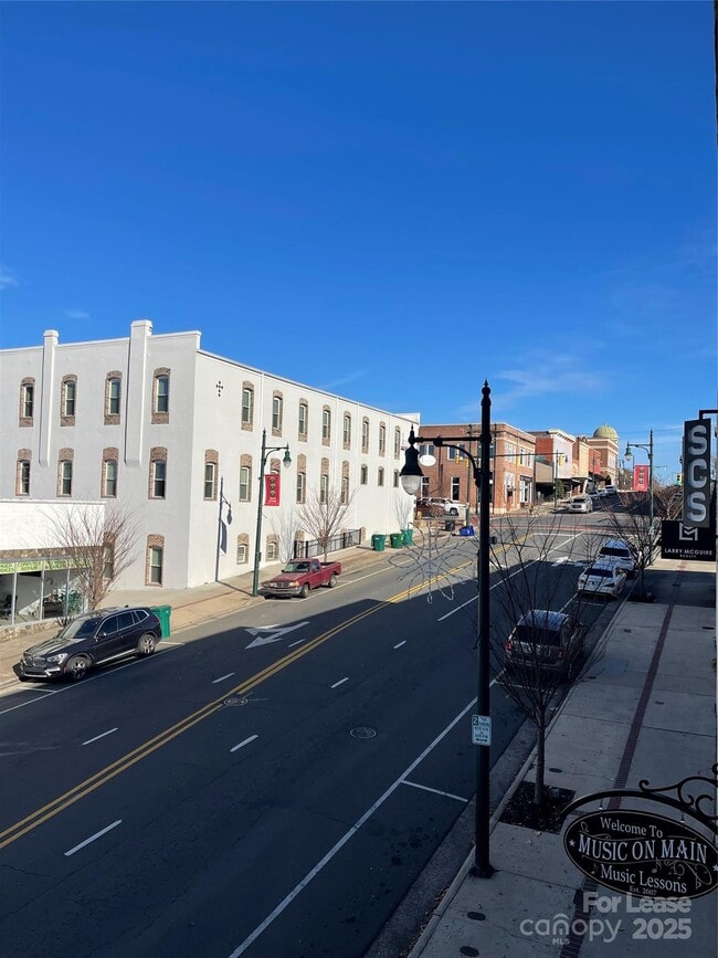 Photo - 233 W Main St Unit A