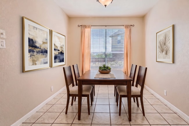Photo - 806 Cielo Way