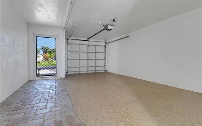 Photo - 13711 Raleigh Ln