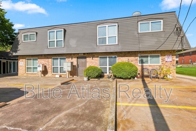 Building Photo - 225 Bryan St Unit 7