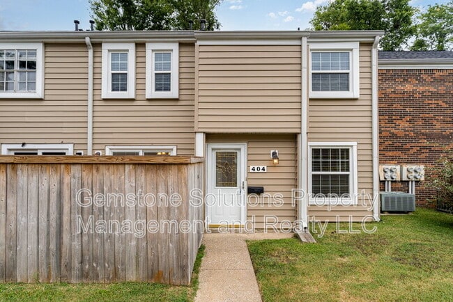 Photo - 404 Granville Rd