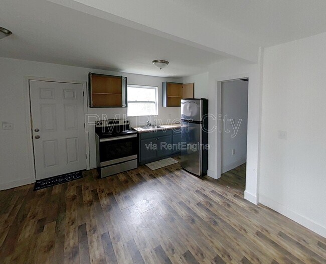 Photo - 1637 W 34th St