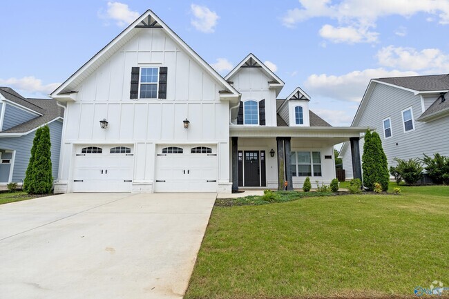 Building Photo - 6605 Waxwood Dr Rental