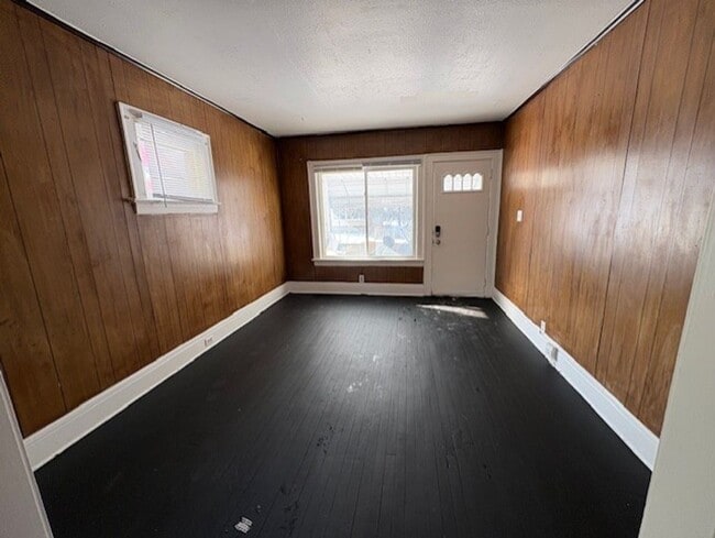 Photo - 3973 E 123rd St Unidad 1