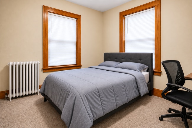 Photo - 903 Zeisler St Unit 3