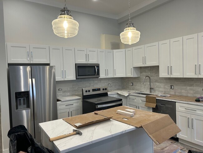 Photo - 4936 N Lincoln Ave Unit 1N