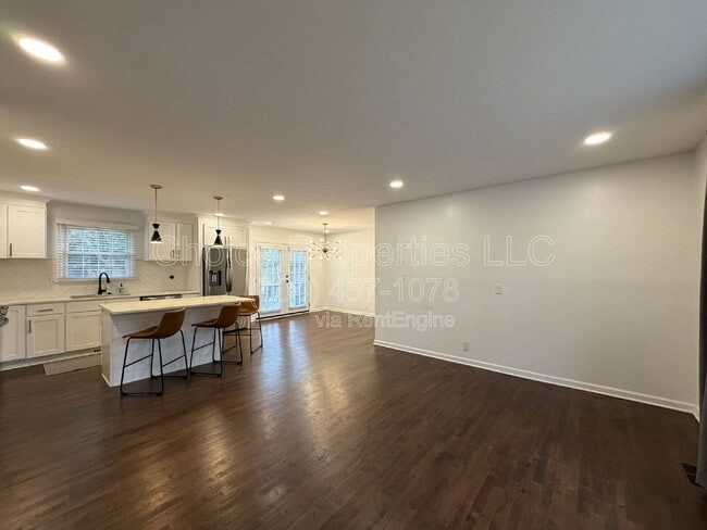 Photo - 5044 Baylor Dr