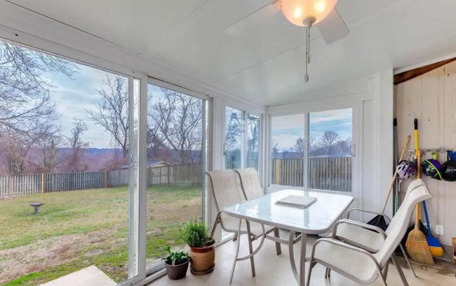 Photo - 9102 Cooper Dr