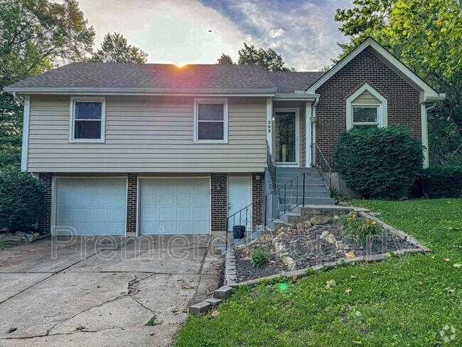 Building Photo - 203 SE Keystone Dr Rental