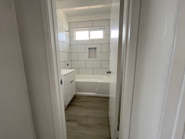 Photo - 114 E Center St Unit 98