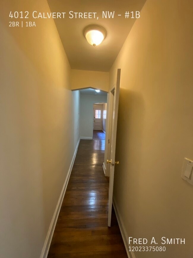 Photo - 4012 Calvert St NW Unidad #1B