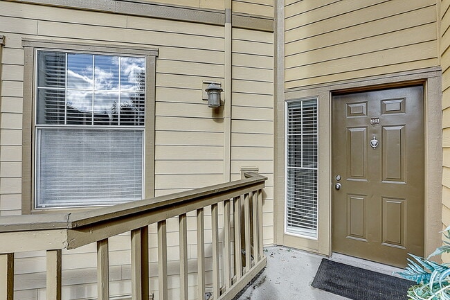 Photo - Summerwalk at Klahanie