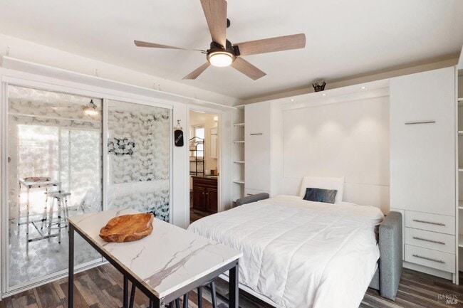 Photo - 582 Fernando Dr Unit A