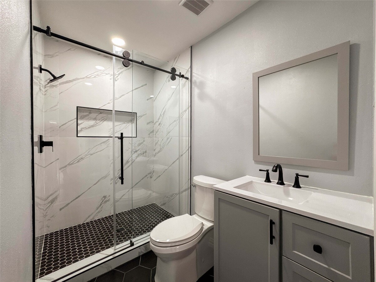 Photo - 730 Dunkley Dr