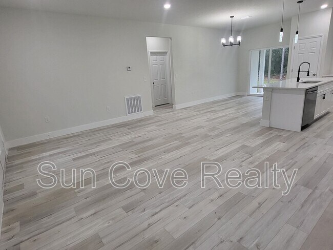 Photo - 646 W Homeway Loop