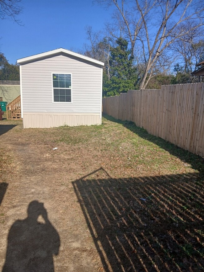 Photo - 518 State Rd S-38-801