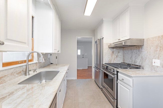 Photo - 3119 Sumter Ave S