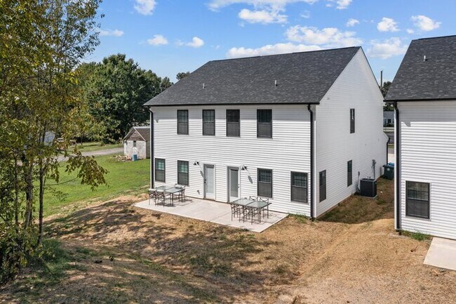 Photo - Salisbury Townhome w/ Garage
