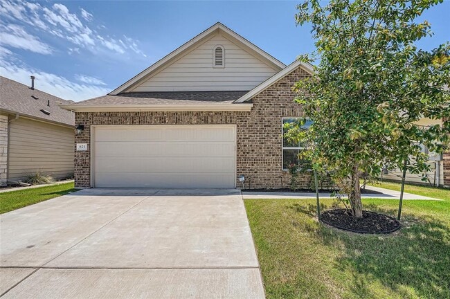Photo - 821 Durness Dr