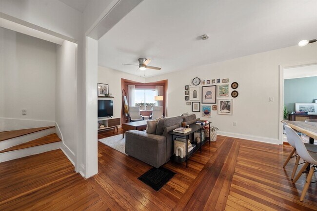 Photo - 62 Park Ave Unidad 2