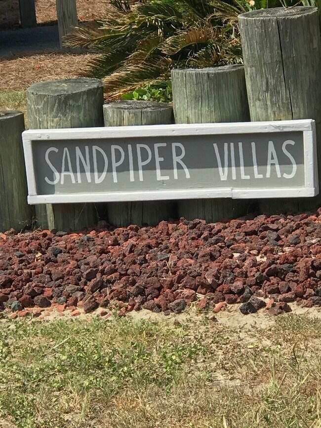 216 Sand Piper Dr