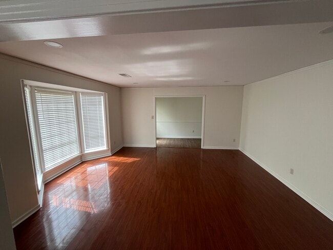 Photo - 1375 Riverwood Dr